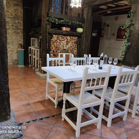 Hotel Dona Lola Izarra ภายนอก รูปภาพ