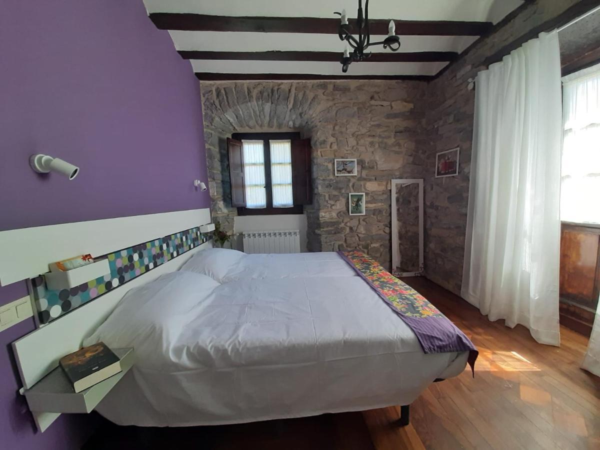 Hotel Dona Lola Izarra ภายนอก รูปภาพ
