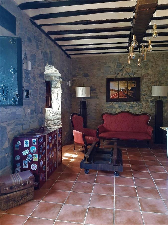 Hotel Dona Lola Izarra ภายนอก รูปภาพ