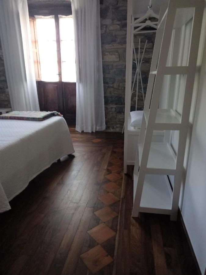 Hotel Dona Lola Izarra ภายนอก รูปภาพ
